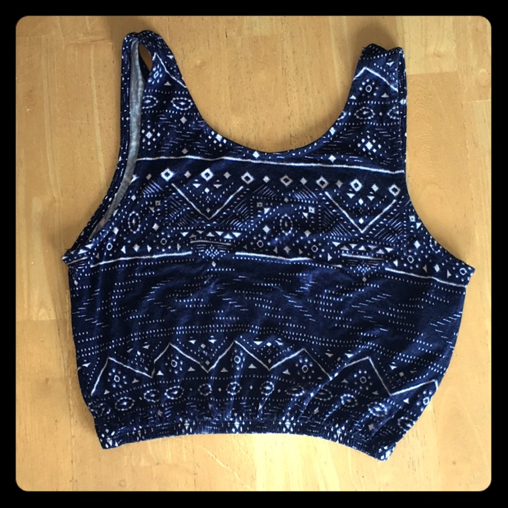 🍀Forever 21 tank crop top🍀